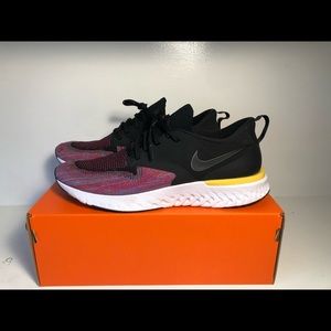 Size 11 Nike odyssey reacts flynit 2